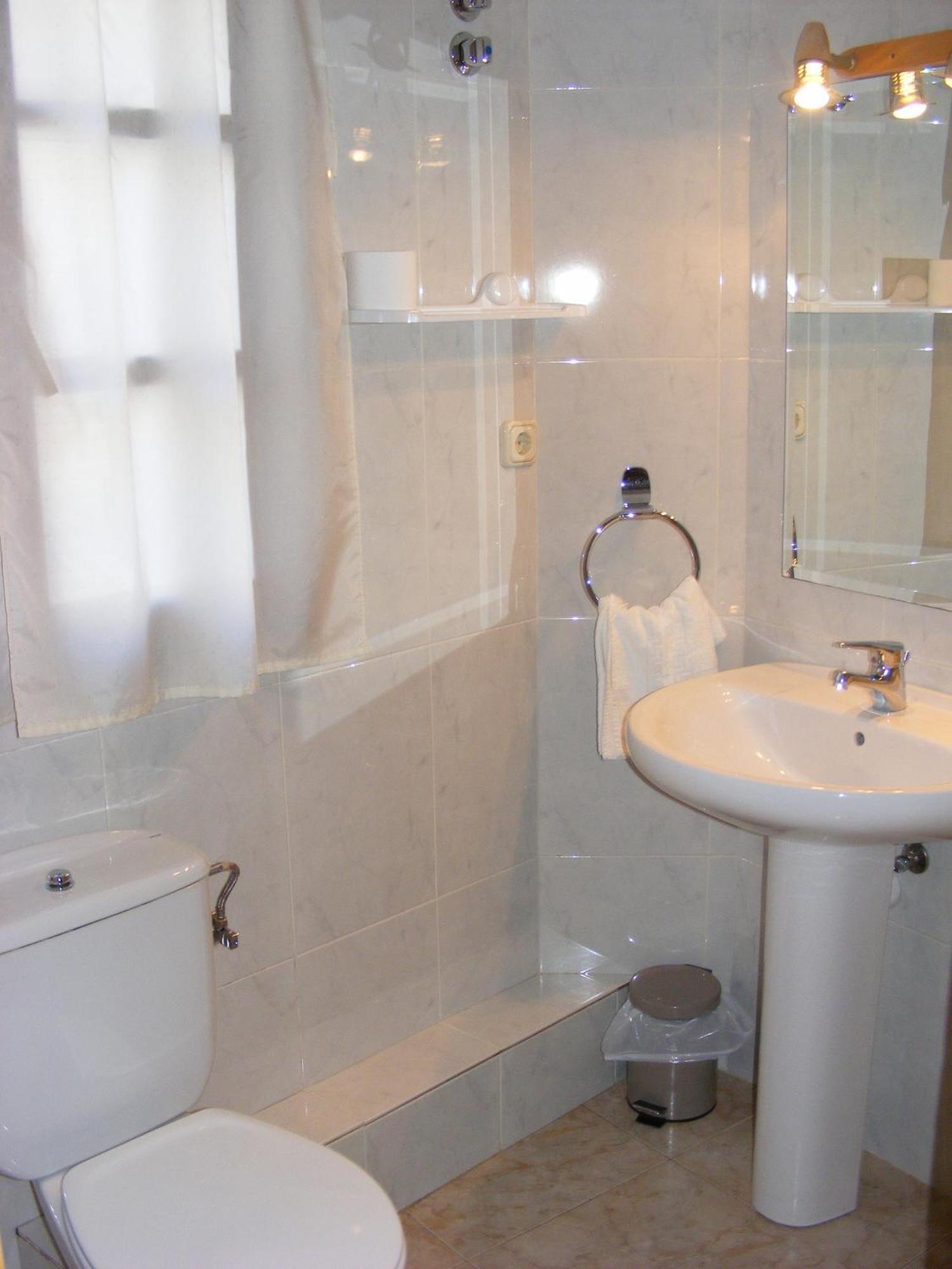 Apartaments L'Arrel Espot Ngoại thất bức ảnh
