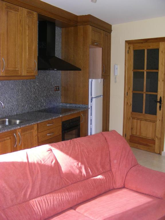 Apartaments L'Arrel Espot Ngoại thất bức ảnh